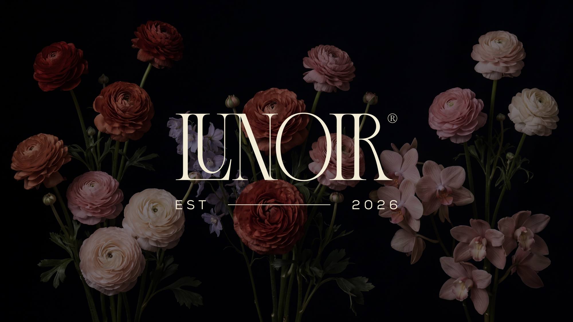 Lunoir, identidad sobre flores
